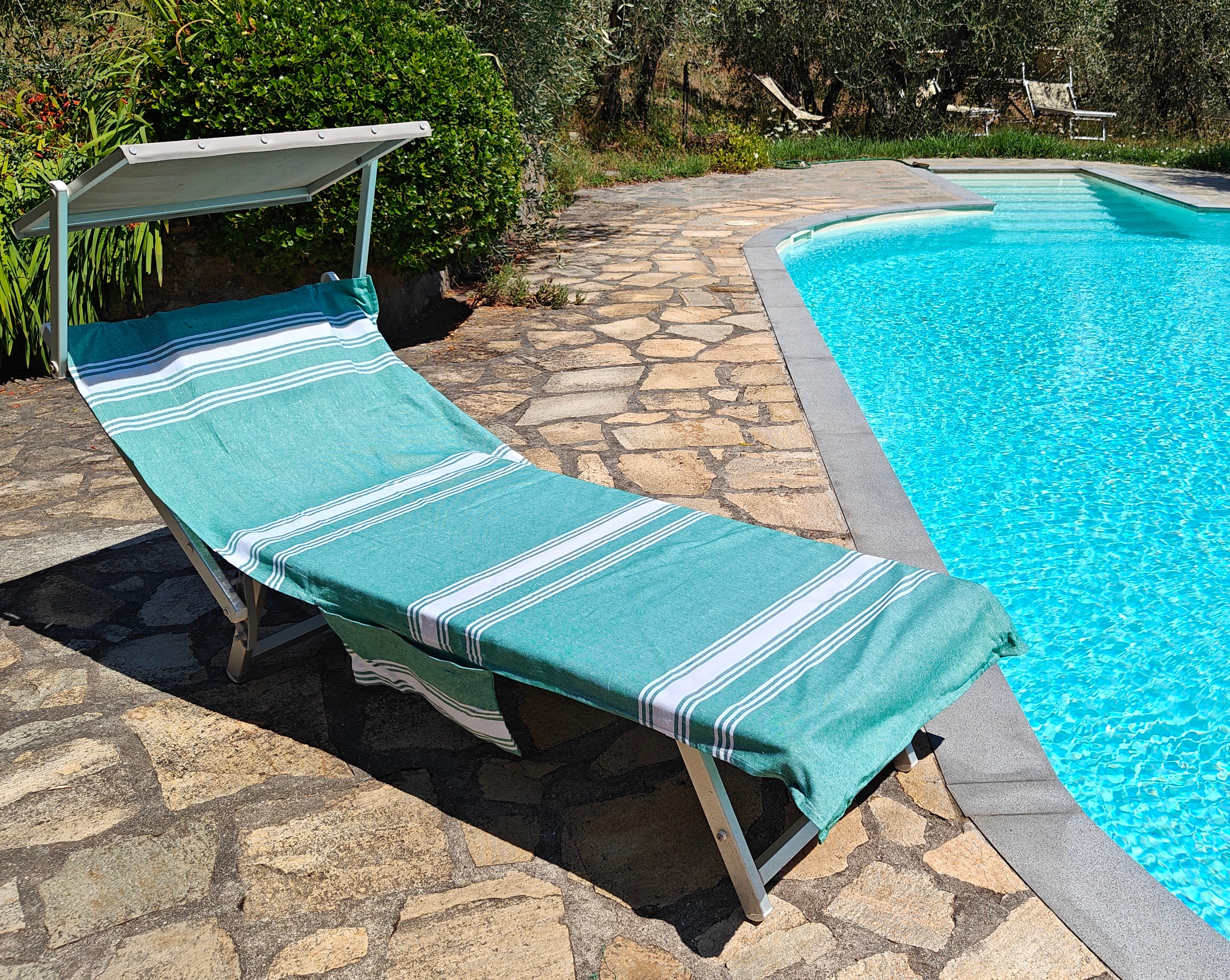 telo mare con cuscino incorporato verde